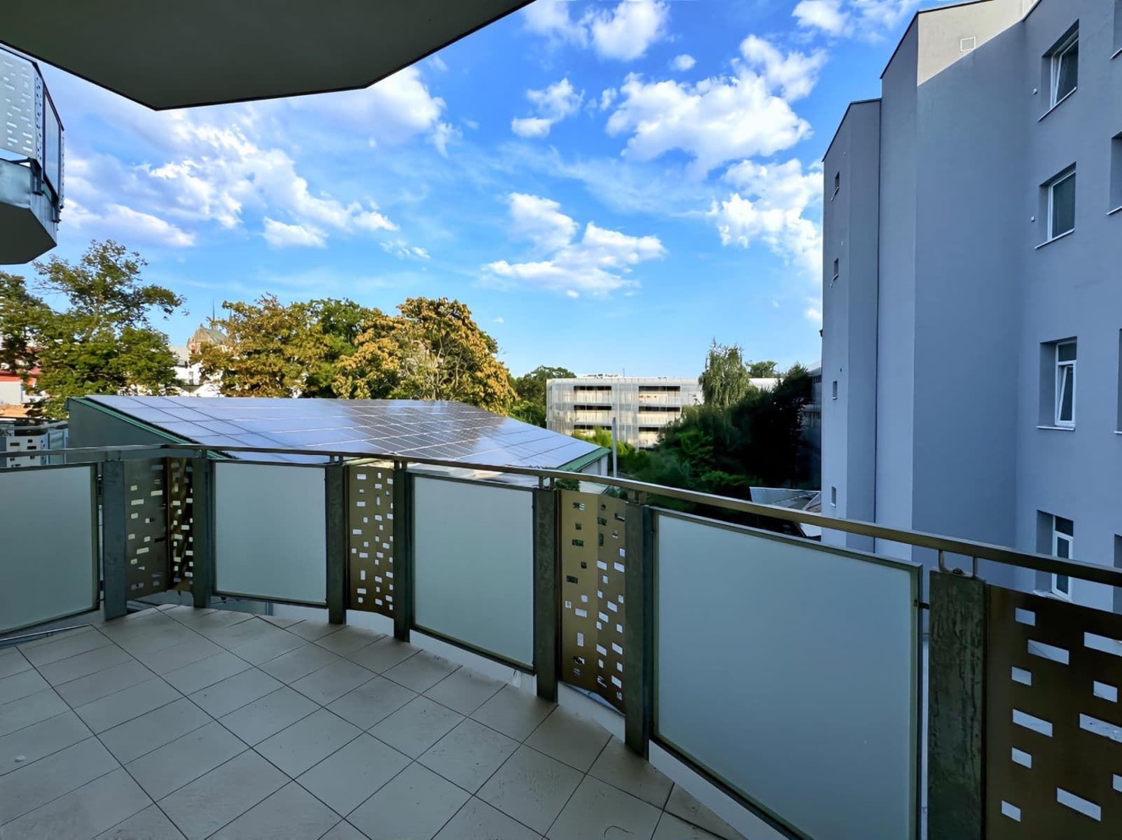 Prenájom bytu 1-izbový 55 m², Hybešova, Brno, Jihomoravský kraj Prenájom bytu 1-izbový 55 m², Hybešova, Brno, Jihomoravský kraj