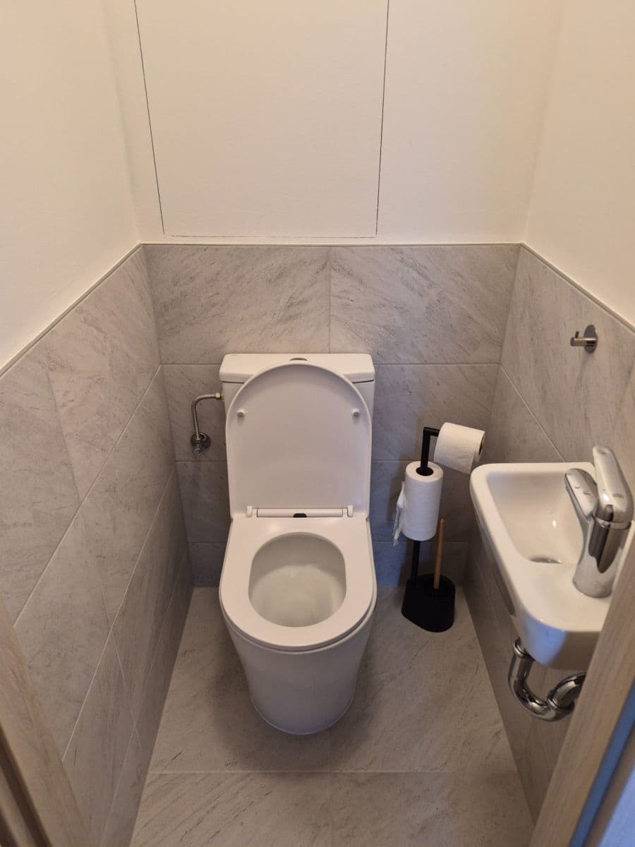 Prenájom bytu 3-izbový 80 m², Běhounkova, Praha, Praha Prenájom bytu 3-izbový 80 m², Běhounkova, Praha, Praha