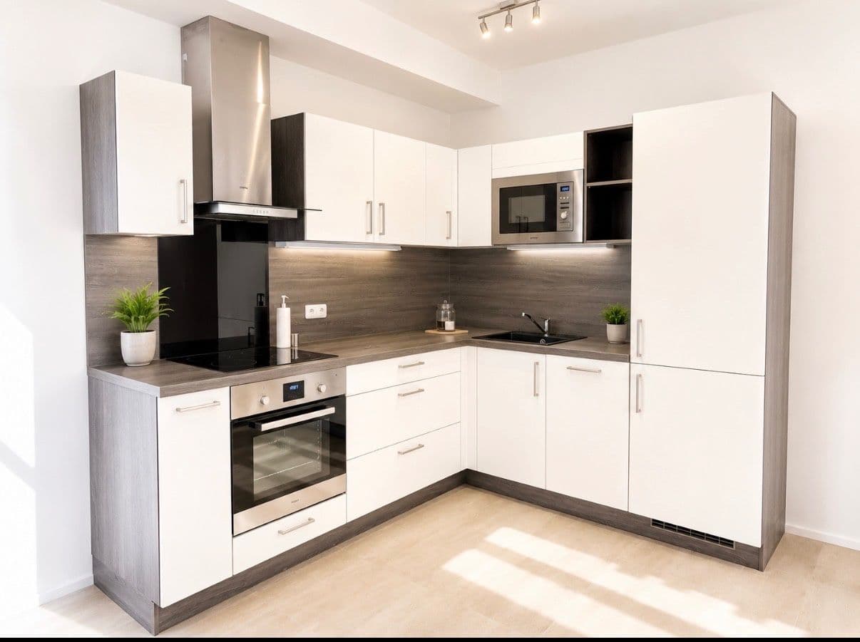 Prenájom bytu 2-izbový 60 m², Praha, Praha Prenájom bytu 2-izbový 60 m², Praha, Praha