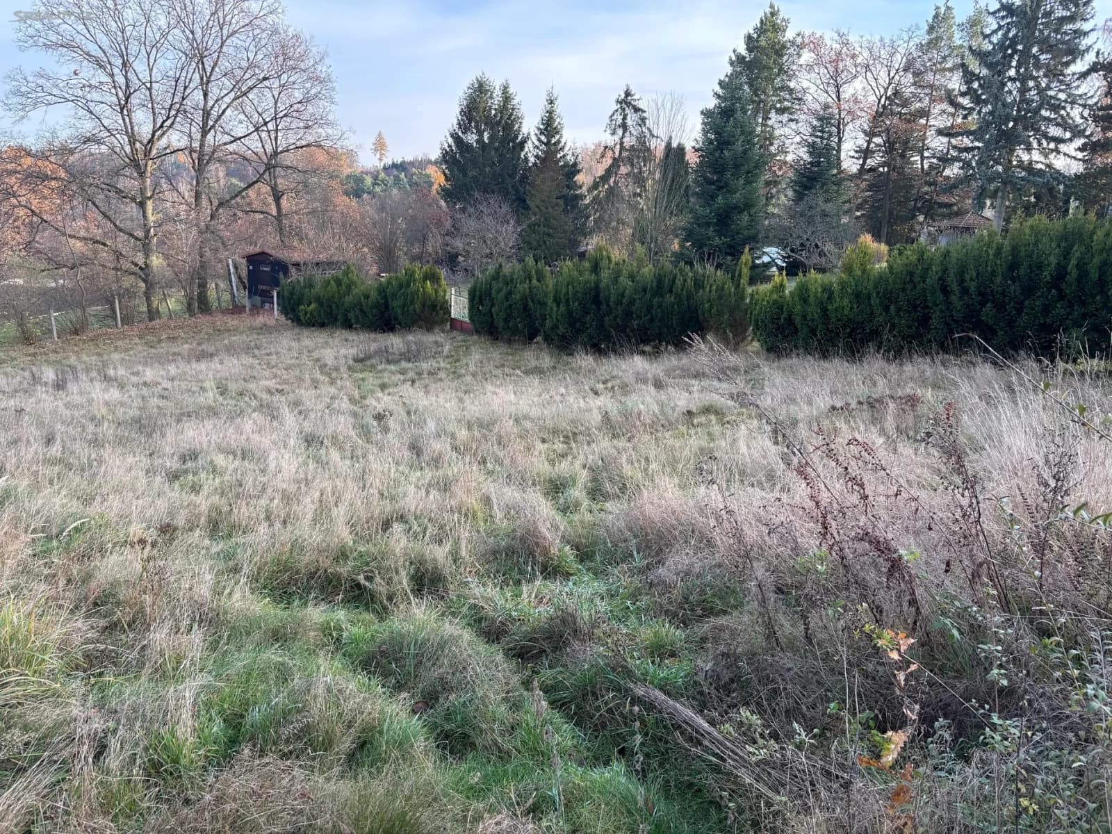 Predaj pozemku 1.253 m², Na Vrchách, Mirošovice, Středočeský kraj Predaj pozemku 1.253 m², Na Vrchách, Mirošovice, Středočeský kraj
