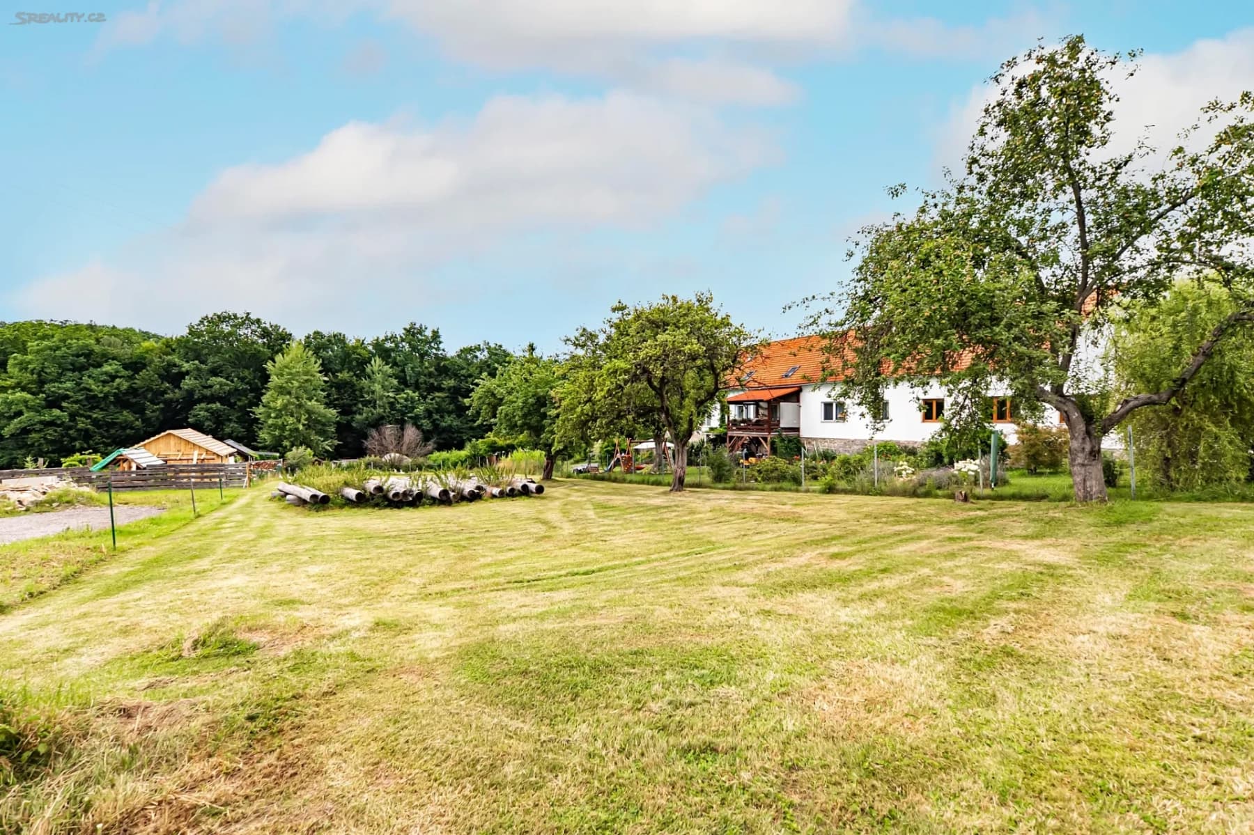 Predaj pozemku 1.949 m², Boršov nad Vltavou, Jihočeský kraj Predaj pozemku 1.949 m², Boršov nad Vltavou, Jihočeský kraj