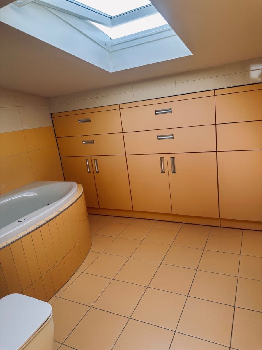 Predaj bytu 3-izbový 122 m², Lublaňská, Praha, Praha Predaj bytu 3-izbový 122 m², Lublaňská, Praha, Praha