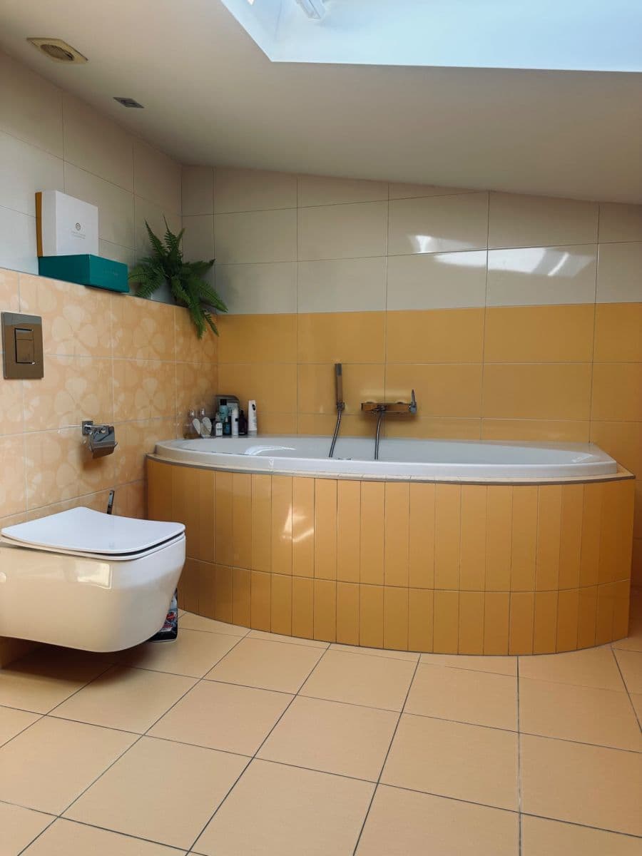 Predaj bytu 3-izbový 122 m², Lublaňská, Praha, Praha Predaj bytu 3-izbový 122 m², Lublaňská, Praha, Praha
