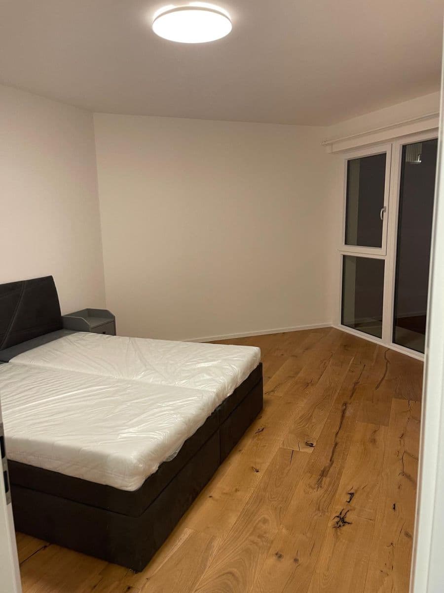 Prenájom bytu 2-izbový 66 m², Ramonova, Praha, Praha Prenájom bytu 2-izbový 66 m², Ramonova, Praha, Praha