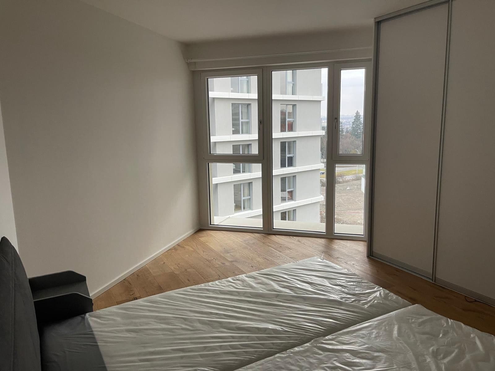 Prenájom bytu 2-izbový 66 m², Ramonova, Praha, Praha Prenájom bytu 2-izbový 66 m², Ramonova, Praha, Praha