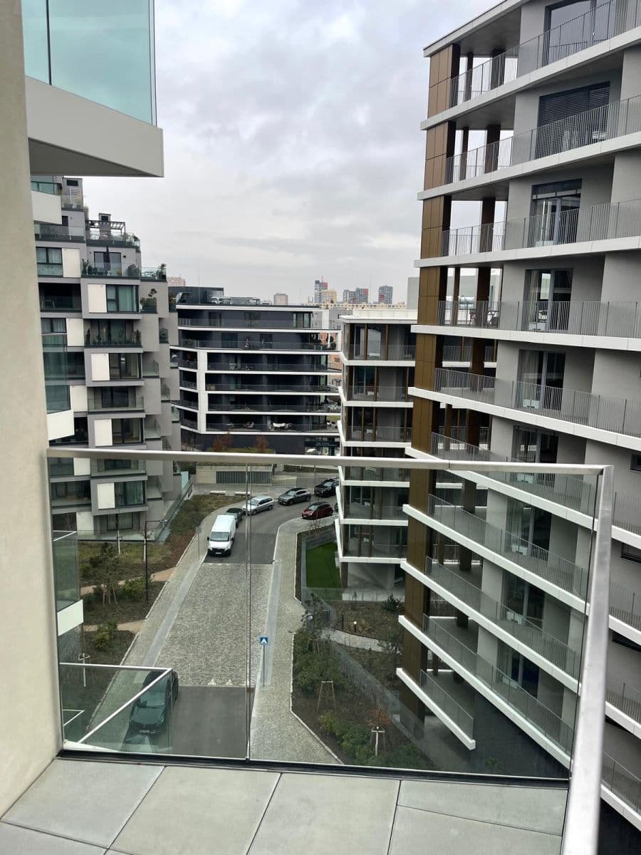 Prenájom bytu 2-izbový 66 m², Ramonova, Praha, Praha Prenájom bytu 2-izbový 66 m², Ramonova, Praha, Praha
