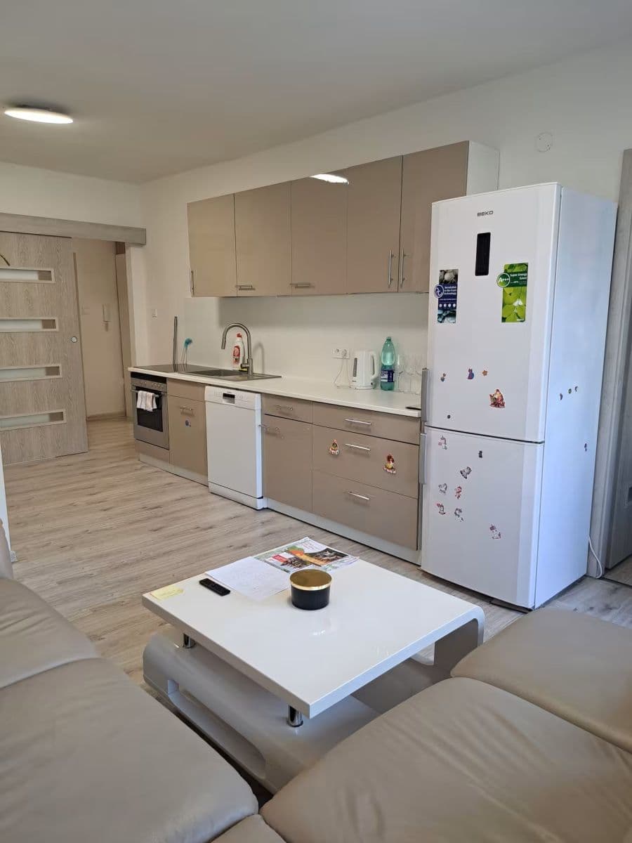 Predaj bytu 2-izbový 52 m², Jindřišská, Pardubice, Pardubický kraj Predaj bytu 2-izbový 52 m², Jindřišská, Pardubice, Pardubický kraj