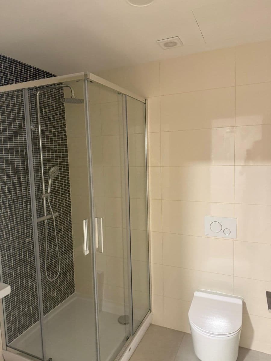 Prenájom bytu 2-izbový 82 m², Korunní, Praha, Praha Prenájom bytu 2-izbový 82 m², Korunní, Praha, Praha