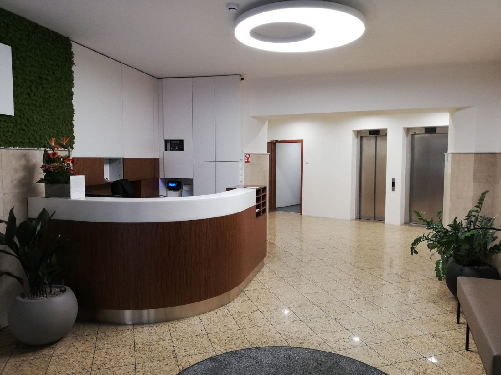 Prenájom kancelárie 30 m², Truhlářská, Praha, Praha Prenájom kancelárie 30 m², Truhlářská, Praha, Praha