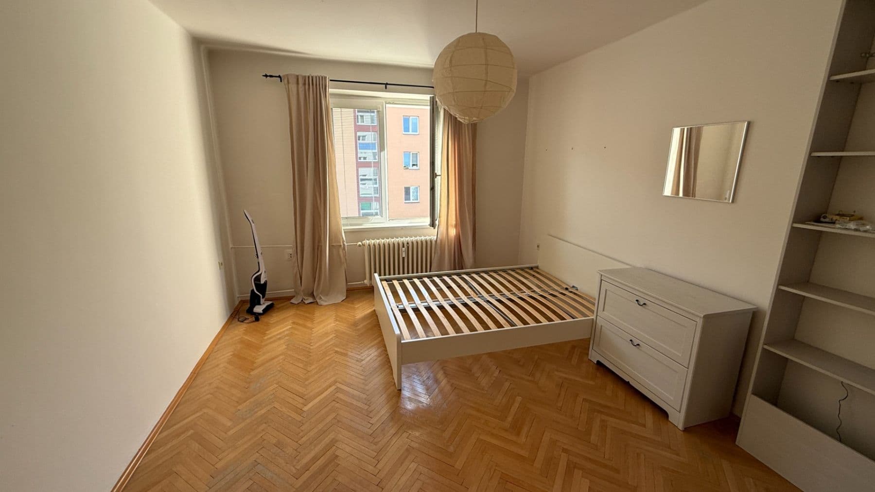 Prenájom bytu 1-izbový 36 m², Na Vrcholu, Praha, Praha Prenájom bytu 1-izbový 36 m², Na Vrcholu, Praha, Praha