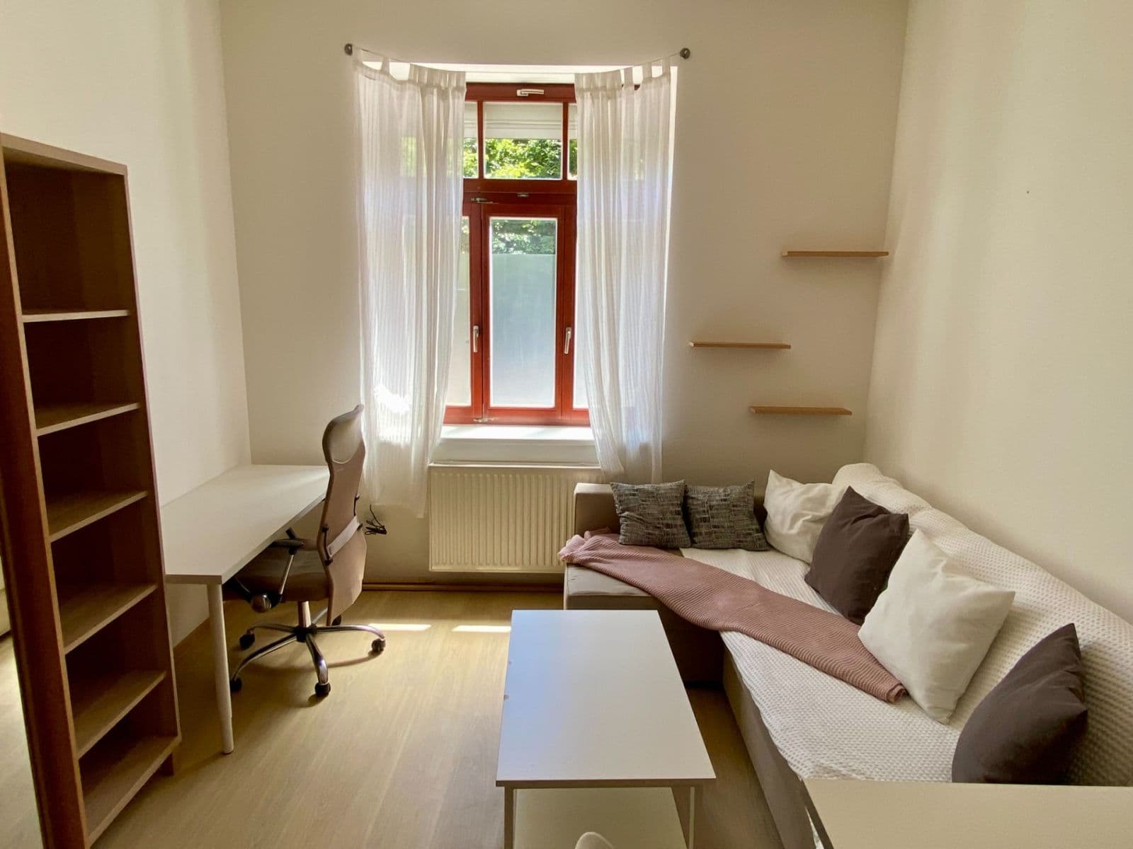 Prenájom bytu 2-izbový 40 m², Na Krutci, Praha, Praha Prenájom bytu 2-izbový 40 m², Na Krutci, Praha, Praha