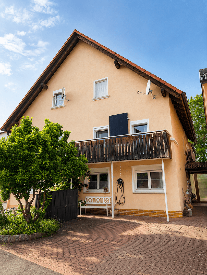Predaj domu 190 m², pozemok 305 m², Thurnau, Bavorsko Predaj domu 190 m², pozemok 305 m², Thurnau, Bavorsko