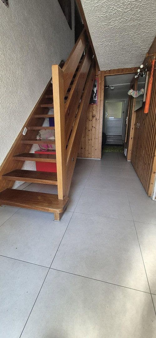 Predaj domu 153 m², pozemok 512 m², Mühlacker, Bádensko-Wurttembersko Predaj domu 153 m², pozemok 512 m², Mühlacker, Bádensko-Wurttembersko