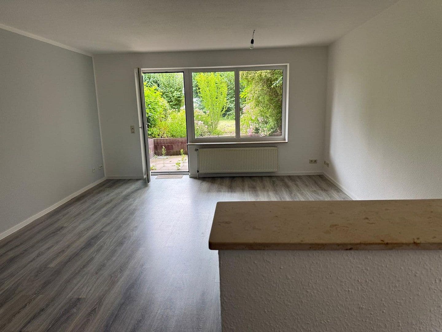 Prenájom bytu 2-izbový 57 m², Itzumer Hauptstraße, Hildesheim, Dolné Sasko Prenájom bytu 2-izbový 57 m², Itzumer Hauptstraße, Hildesheim, Dolné Sasko