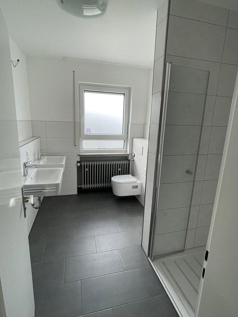Prenájom bytu 5-izbový 107 m², Nagold, Bádensko-Wurttembersko Prenájom bytu 5-izbový 107 m², Nagold, Bádensko-Wurttembersko
