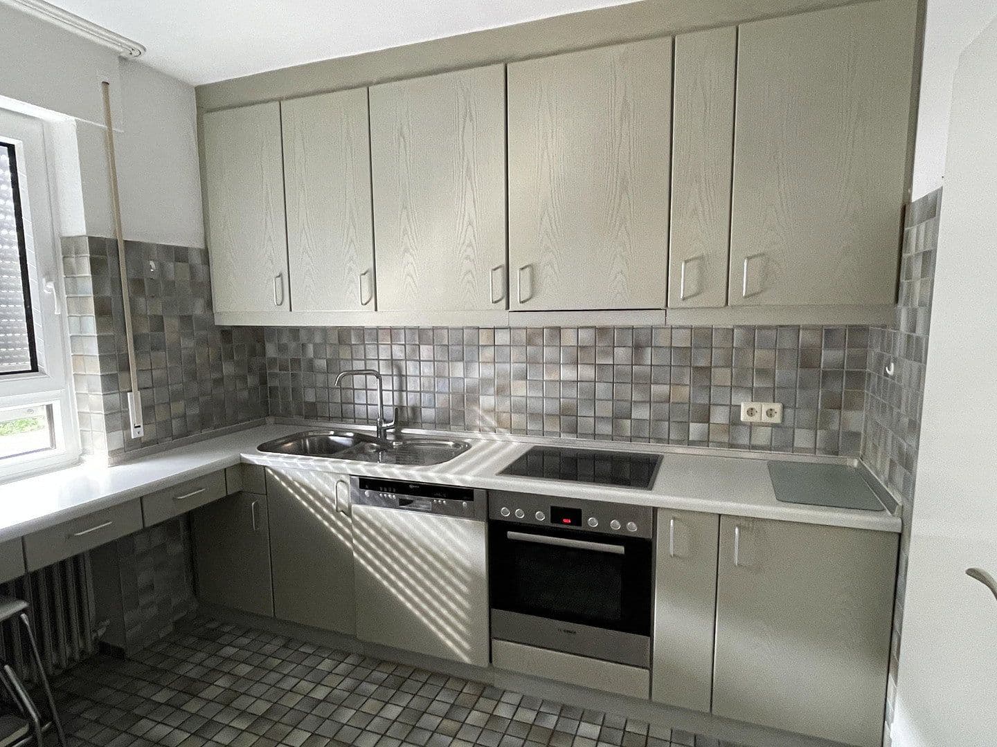 Prenájom bytu 5-izbový 107 m², Nagold, Bádensko-Wurttembersko Prenájom bytu 5-izbový 107 m², Nagold, Bádensko-Wurttembersko