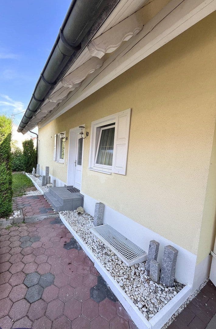 Predaj domu 204 m², pozemok 542 m², Mickhausen, Bavorsko Predaj domu 204 m², pozemok 542 m², Mickhausen, Bavorsko