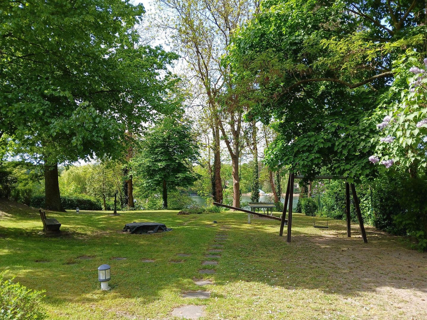 Prenájom bytu 2-izbový 89 m², Lindenallee 60a, Neuruppin, Brandenbursko Prenájom bytu 2-izbový 89 m², Lindenallee 60a, Neuruppin, Brandenbursko