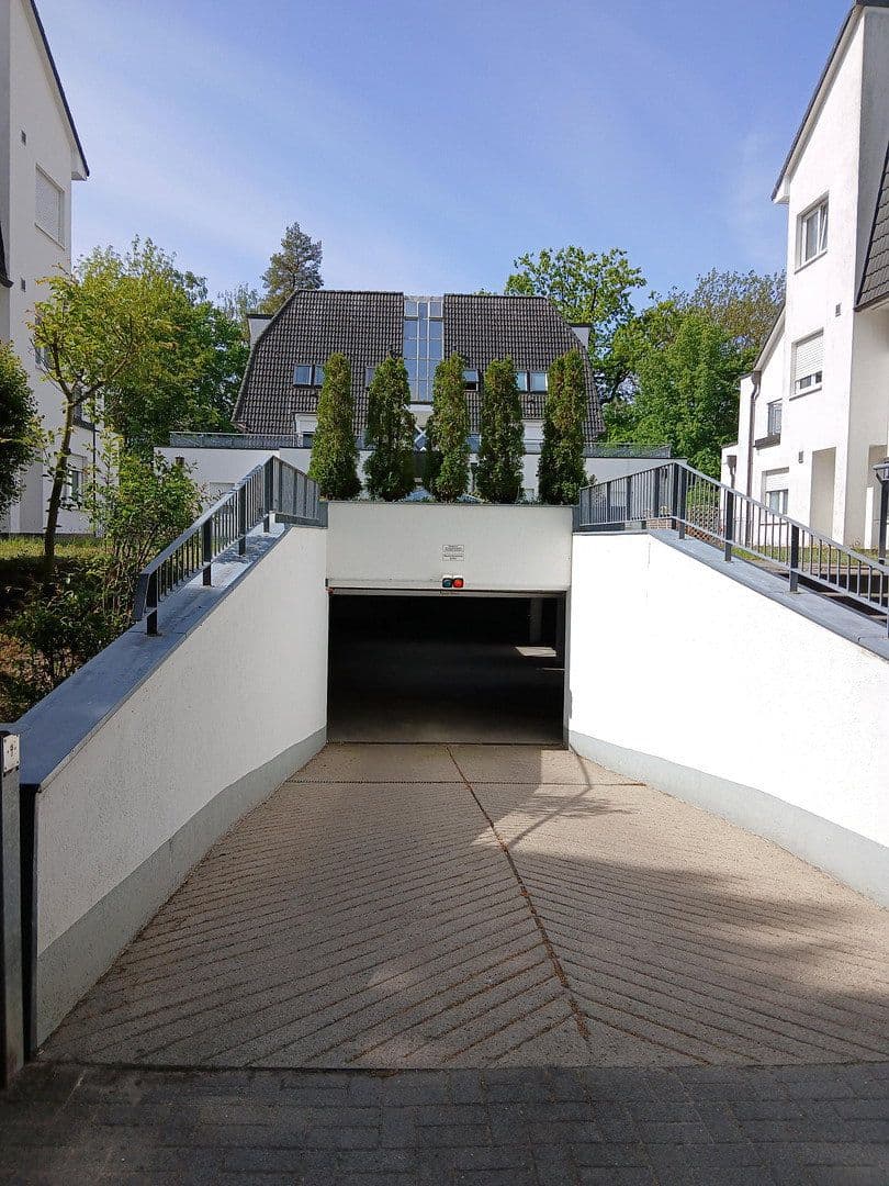 Prenájom bytu 2-izbový 89 m², Lindenallee 60a, Neuruppin, Brandenbursko Prenájom bytu 2-izbový 89 m², Lindenallee 60a, Neuruppin, Brandenbursko