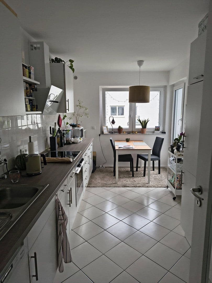 Prenájom bytu 2-izbový 89 m², Lindenallee 60a, Neuruppin, Brandenbursko Prenájom bytu 2-izbový 89 m², Lindenallee 60a, Neuruppin, Brandenbursko