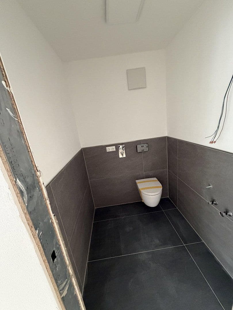 Prenájom bytu 3-izbový 95 m², Zülpich, Severné Porýnie - Westfálsko Prenájom bytu 3-izbový 95 m², Zülpich, Severné Porýnie - Westfálsko