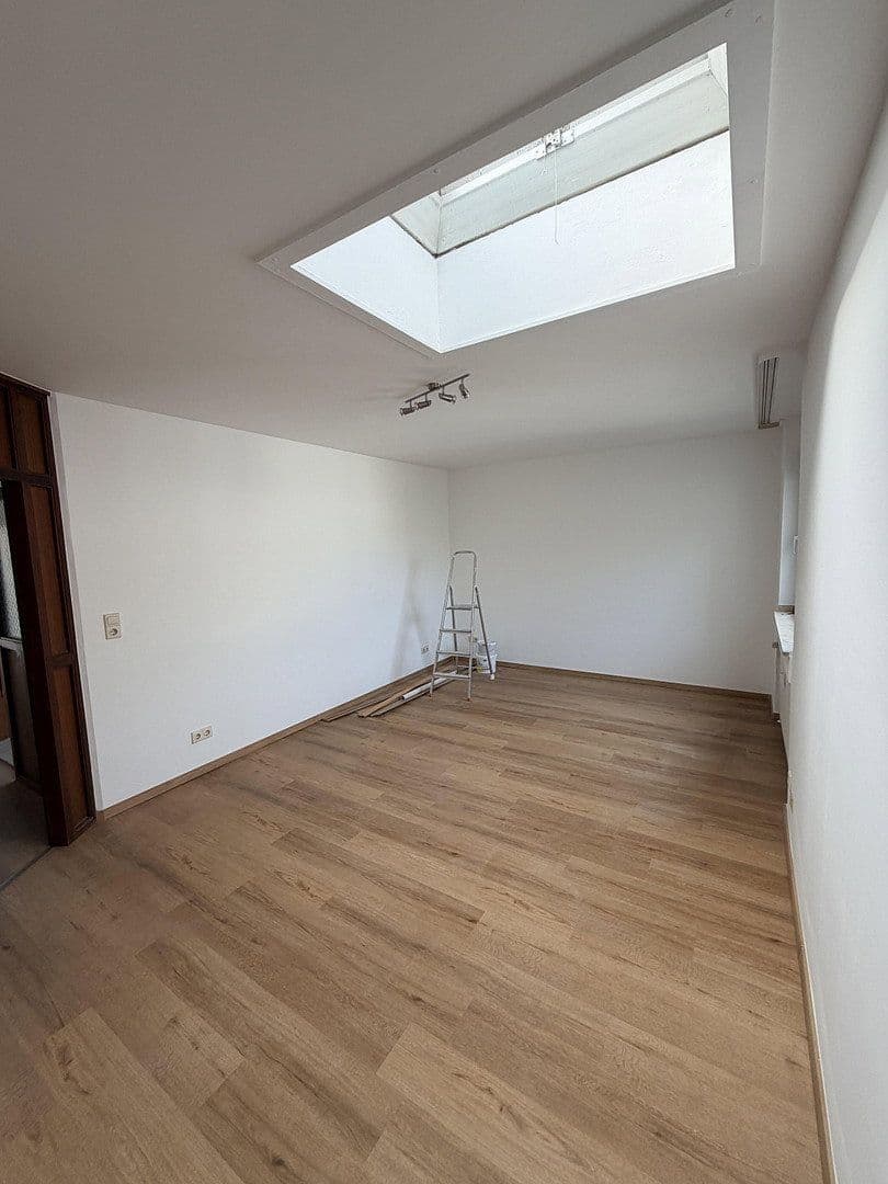 Prenájom bytu 2-izbový 80 m², Hofkamp 140, Wuppertal, Severné Porýnie - Westfálsko Prenájom bytu 2-izbový 80 m², Hofkamp 140, Wuppertal, Severné Porýnie - Westfálsko