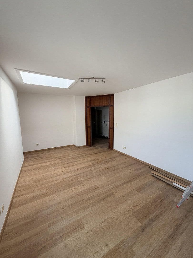 Prenájom bytu 2-izbový 80 m², Hofkamp 140, Wuppertal, Severné Porýnie - Westfálsko Prenájom bytu 2-izbový 80 m², Hofkamp 140, Wuppertal, Severné Porýnie - Westfálsko