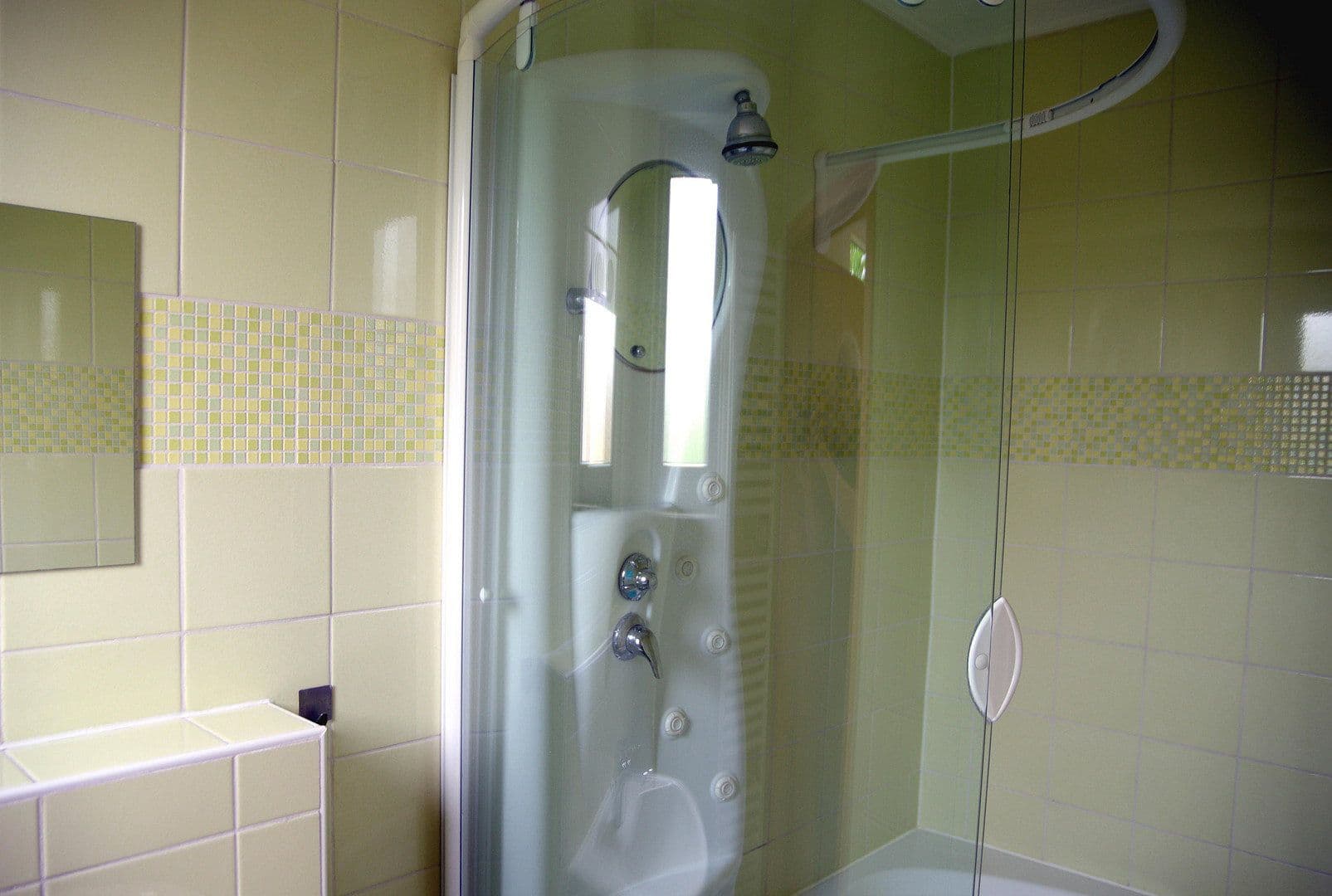 Prenájom bytu 2-izbový 89 m², Hilgenfeldweg 6, Jena, Durínsko Prenájom bytu 2-izbový 89 m², Hilgenfeldweg 6, Jena, Durínsko
