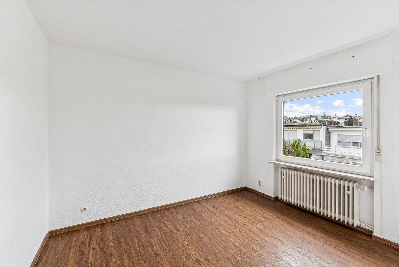 Predaj domu 104 m², pozemok 175 m², Bad Soden am Taunus, Hesensko Predaj domu 104 m², pozemok 175 m², Bad Soden am Taunus, Hesensko