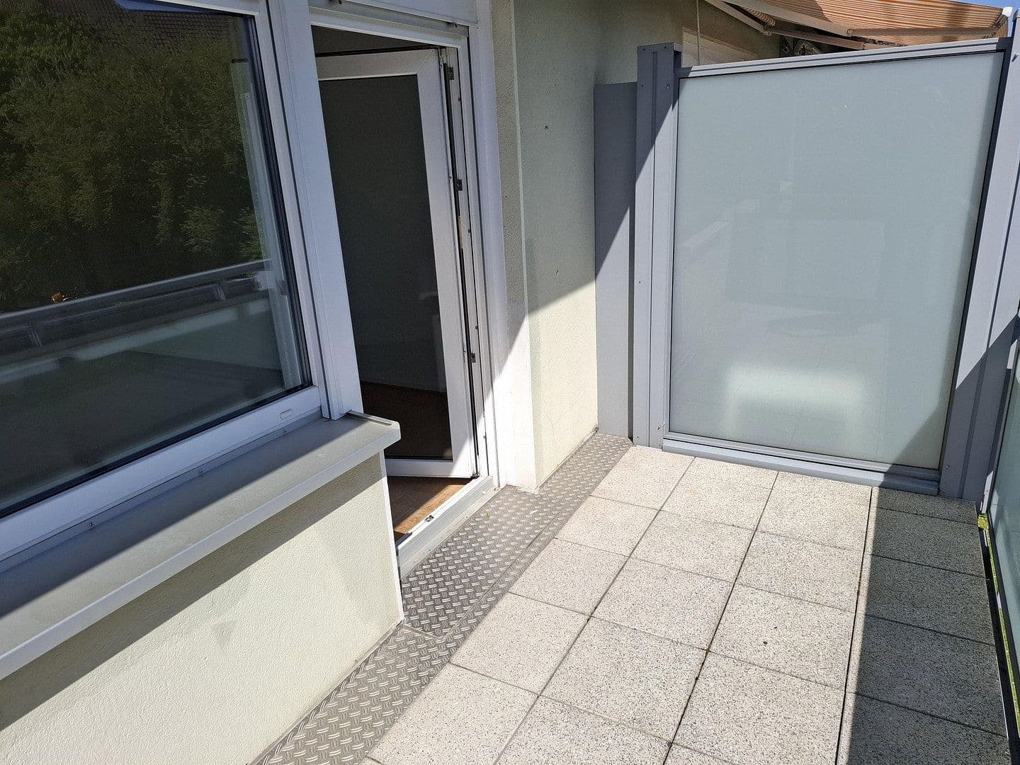 Prenájom bytu 3-izbový 73 m², Hermannshöhe 24, Bochum, Severné Porýnie - Westfálsko Prenájom bytu 3-izbový 73 m², Hermannshöhe 24, Bochum, Severné Porýnie - Westfálsko