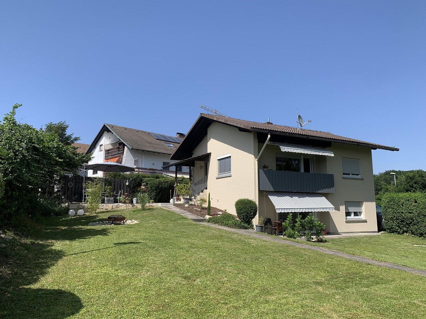 Predaj domu 125 m², pozemok 815 m², Rheinfelden (Baden), Bádensko-Wurttembersko Predaj domu 125 m², pozemok 815 m², Rheinfelden (Baden), Bádensko-Wurttembersko