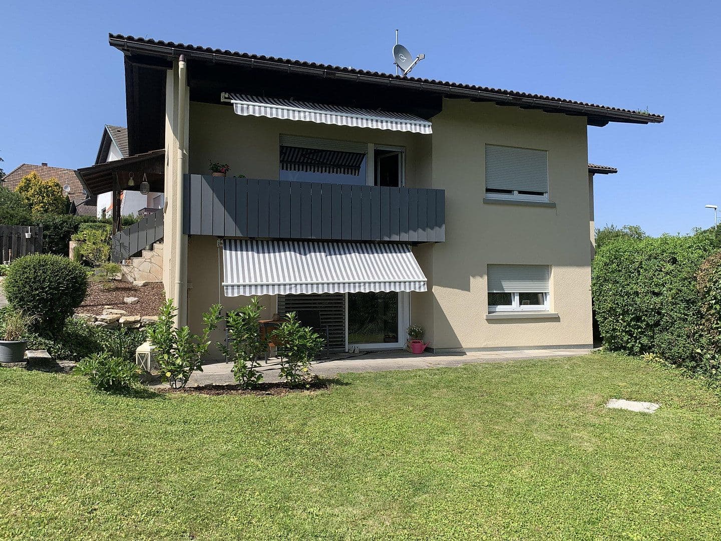 Predaj domu 125 m², pozemok 815 m², Rheinfelden (Baden), Bádensko-Wurttembersko Predaj domu 125 m², pozemok 815 m², Rheinfelden (Baden), Bádensko-Wurttembersko