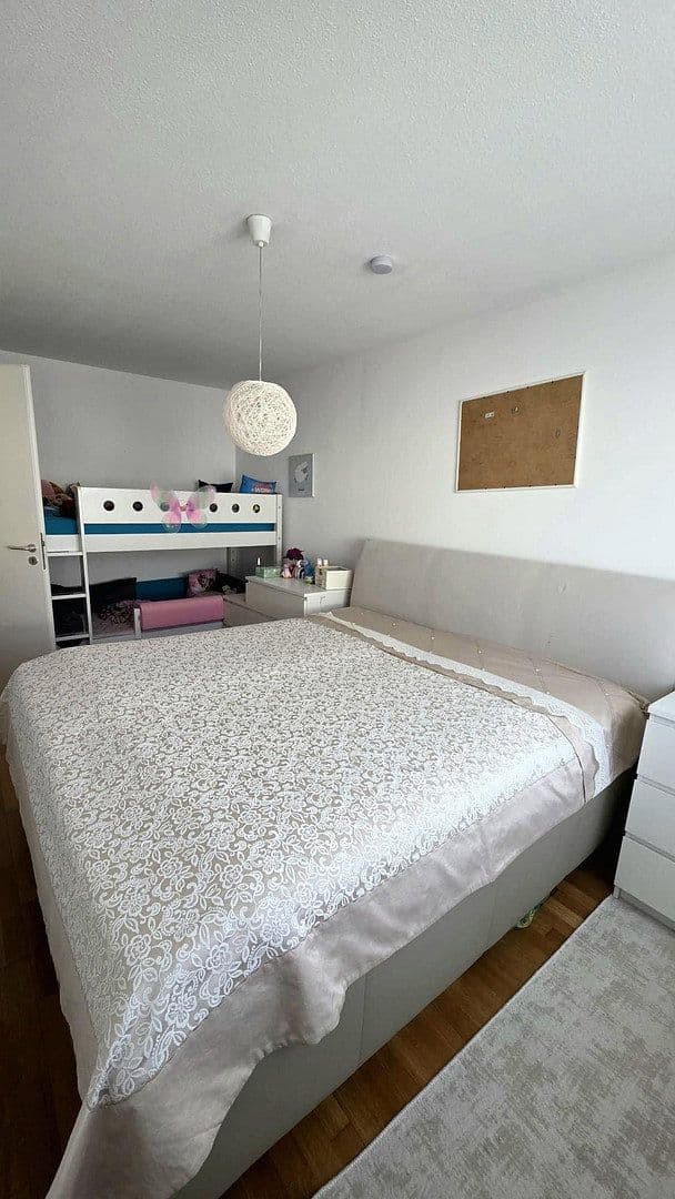 Predaj bytu 4-izbový 93 m², Haar, Bavorsko Predaj bytu 4-izbový 93 m², Haar, Bavorsko