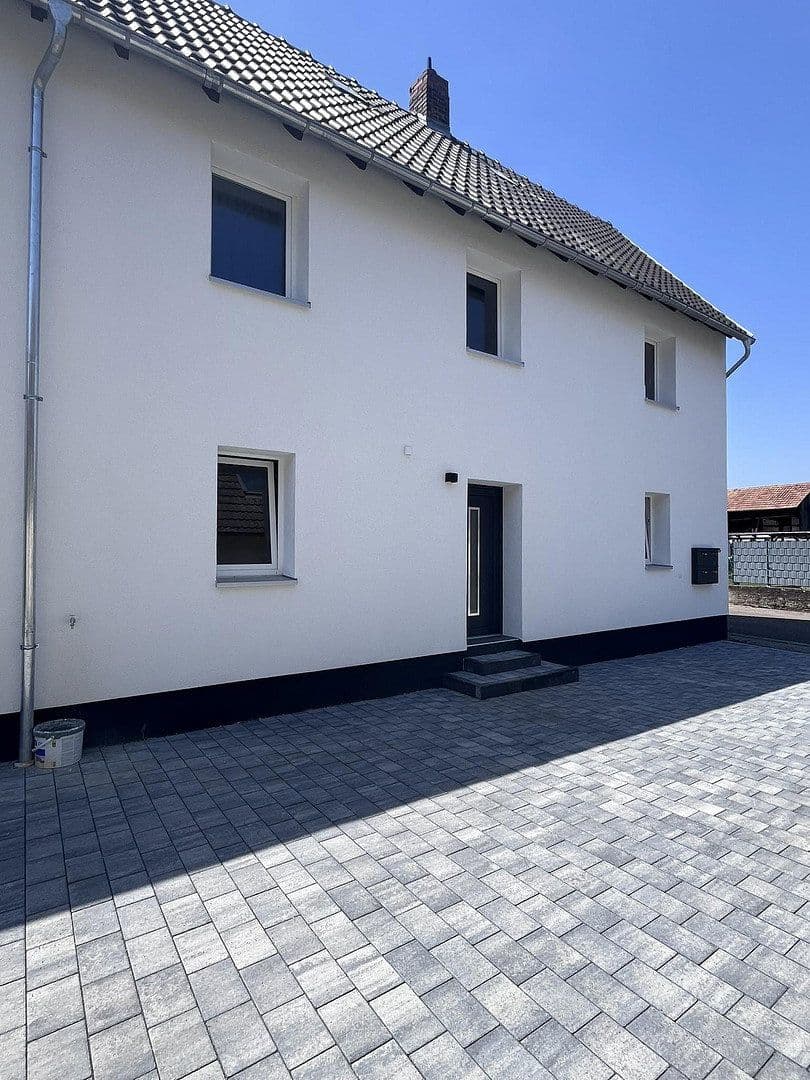 Prenájom domu 116 m², pozemok 300 m², Harthausen, Porýnie-Falcko Prenájom domu 116 m², pozemok 300 m², Harthausen, Porýnie-Falcko