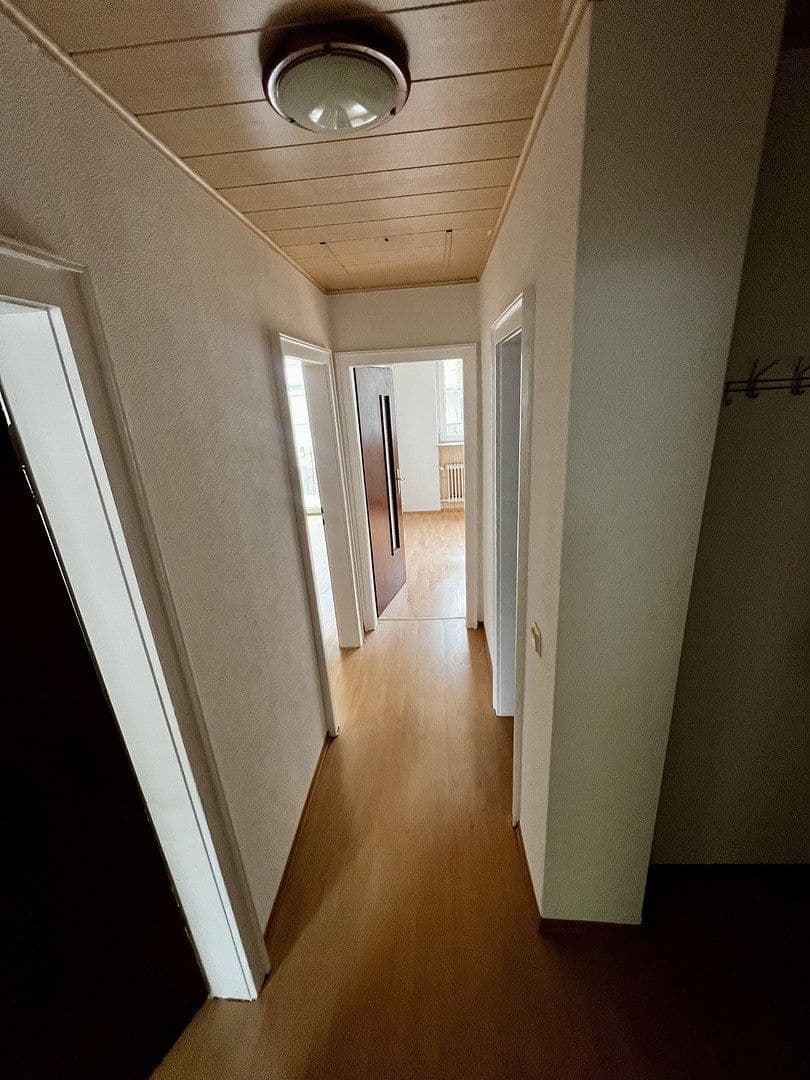 Prenájom bytu 3-izbový 63 m², Burbacher Markt 14, Saarbrücken, Sársko Prenájom bytu 3-izbový 63 m², Burbacher Markt 14, Saarbrücken, Sársko