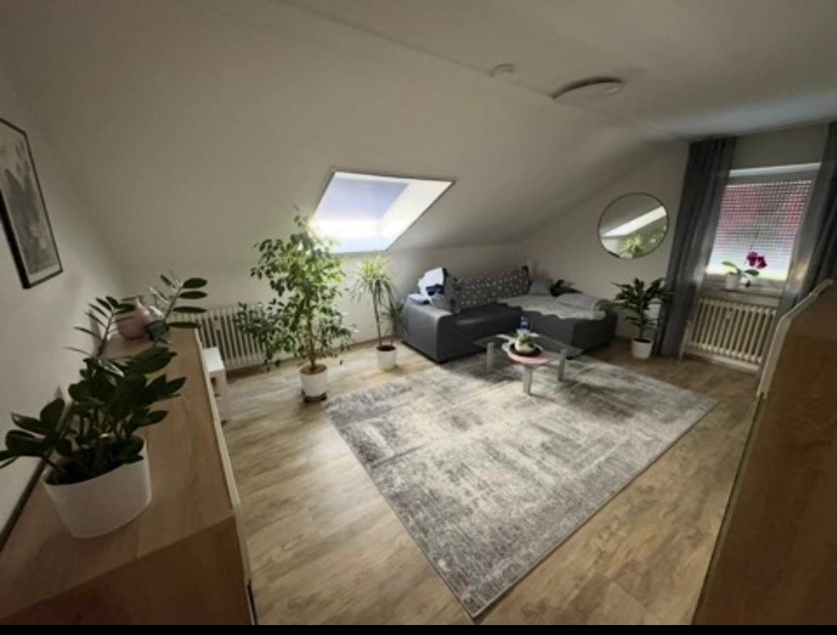 Prenájom bytu 4-izbový 101 m², Sulz am Neckar, Bádensko-Wurttembersko Prenájom bytu 4-izbový 101 m², Sulz am Neckar, Bádensko-Wurttembersko