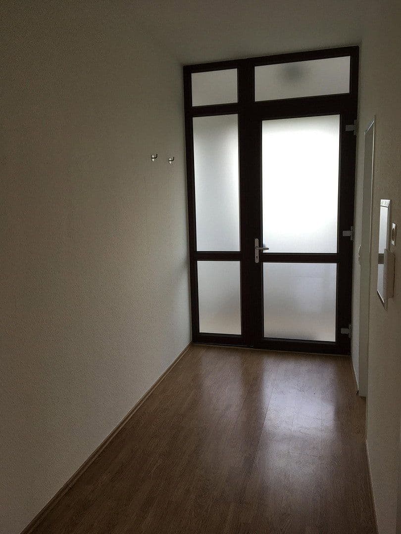 Prenájom bytu 1-izbový 45 m², Monschauer Str. 13, Düsseldorf, Severné Porýnie - Westfálsko Prenájom bytu 1-izbový 45 m², Monschauer Str. 13, Düsseldorf, Severné Porýnie - Westfálsko
