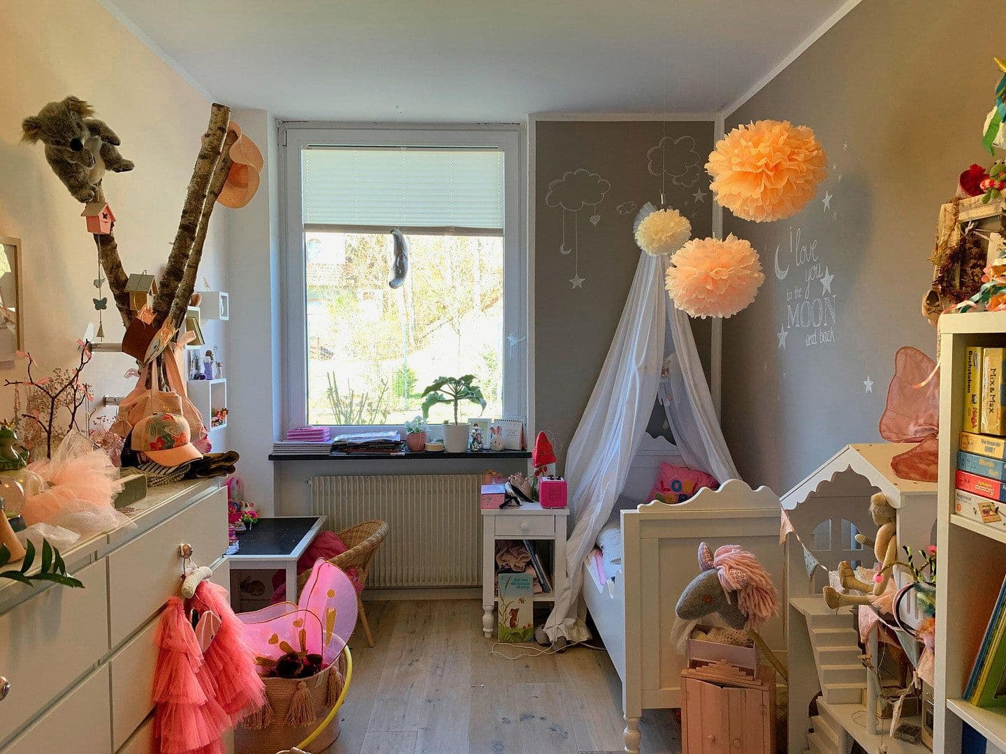 Prenájom domu 127 m², pozemok 450 m², Stadtbergen, Bavorsko Prenájom domu 127 m², pozemok 450 m², Stadtbergen, Bavorsko