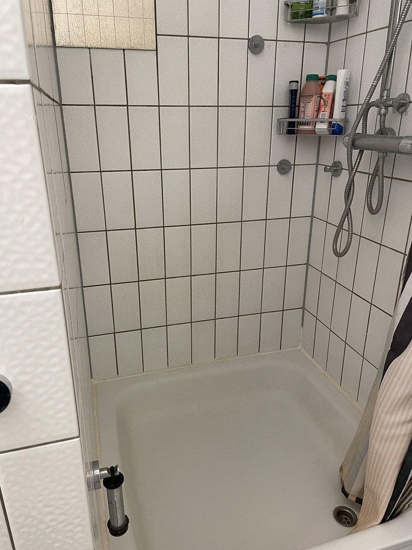 Prenájom bytu 17 m², Ziegeleiweg 14, Köln, Severné Porýnie - Westfálsko Prenájom bytu 17 m², Ziegeleiweg 14, Köln, Severné Porýnie - Westfálsko