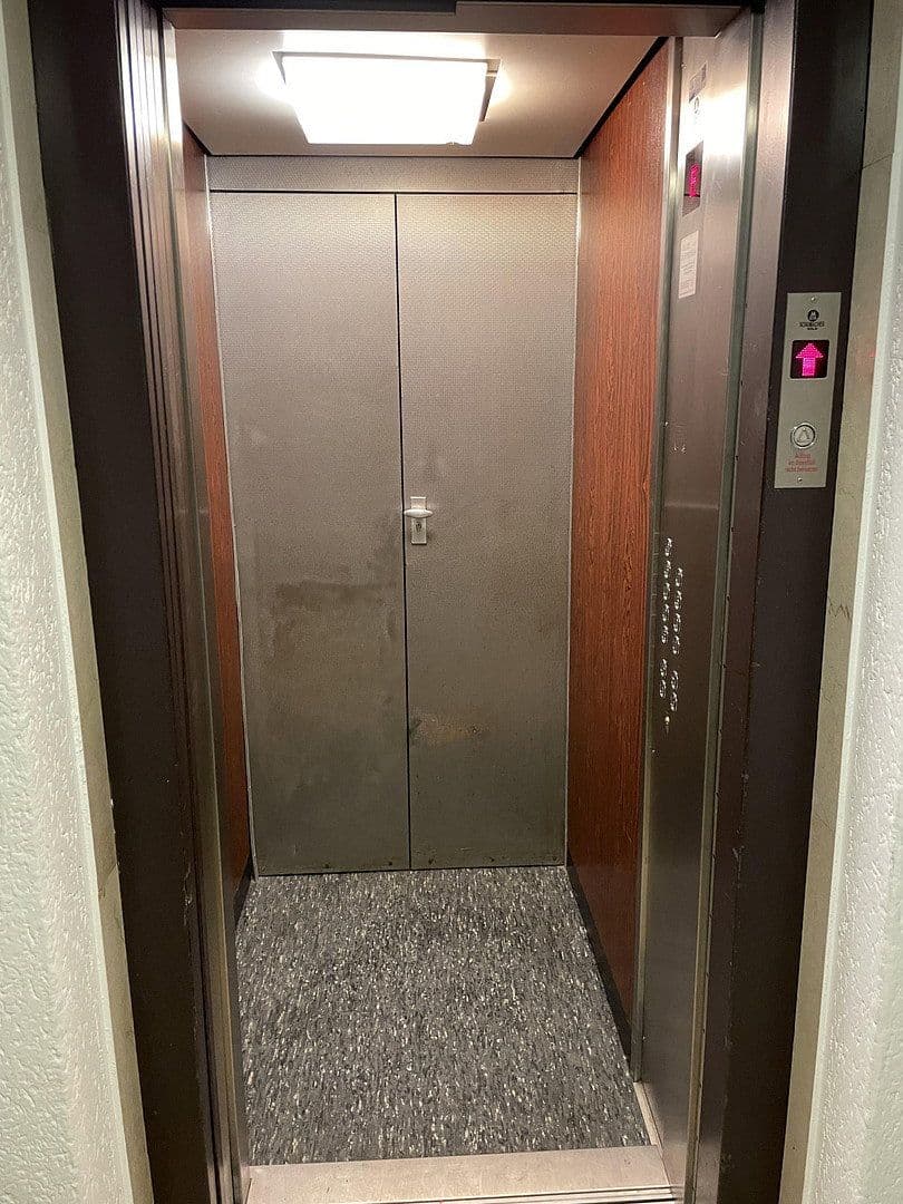 Prenájom bytu 17 m², Ziegeleiweg 14, Köln, Severné Porýnie - Westfálsko Prenájom bytu 17 m², Ziegeleiweg 14, Köln, Severné Porýnie - Westfálsko