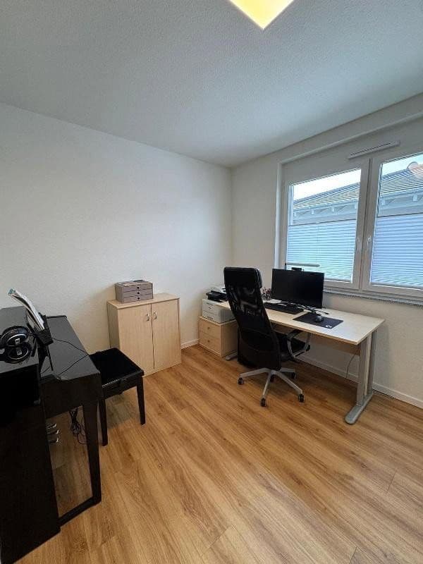 Prenájom bytu 4-izbový 141 m², Julius-Seiler-Strasse 1b, Schwanau, Bádensko-Wurttembersko Prenájom bytu 4-izbový 141 m², Julius-Seiler-Strasse 1b, Schwanau, Bádensko-Wurttembersko