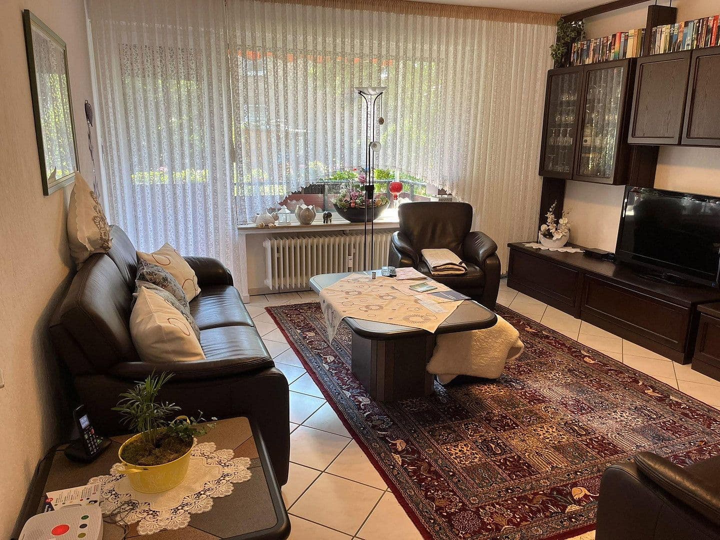 Prenájom bytu 2-izbový 58 m², Schloßstr. 317, Essen, Severné Porýnie - Westfálsko Prenájom bytu 2-izbový 58 m², Schloßstr. 317, Essen, Severné Porýnie - Westfálsko