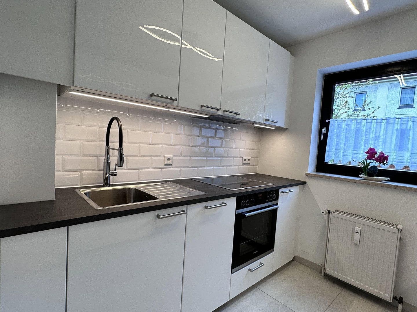Prenájom bytu 3-izbový 73 m², München, Bavorsko Prenájom bytu 3-izbový 73 m², München, Bavorsko