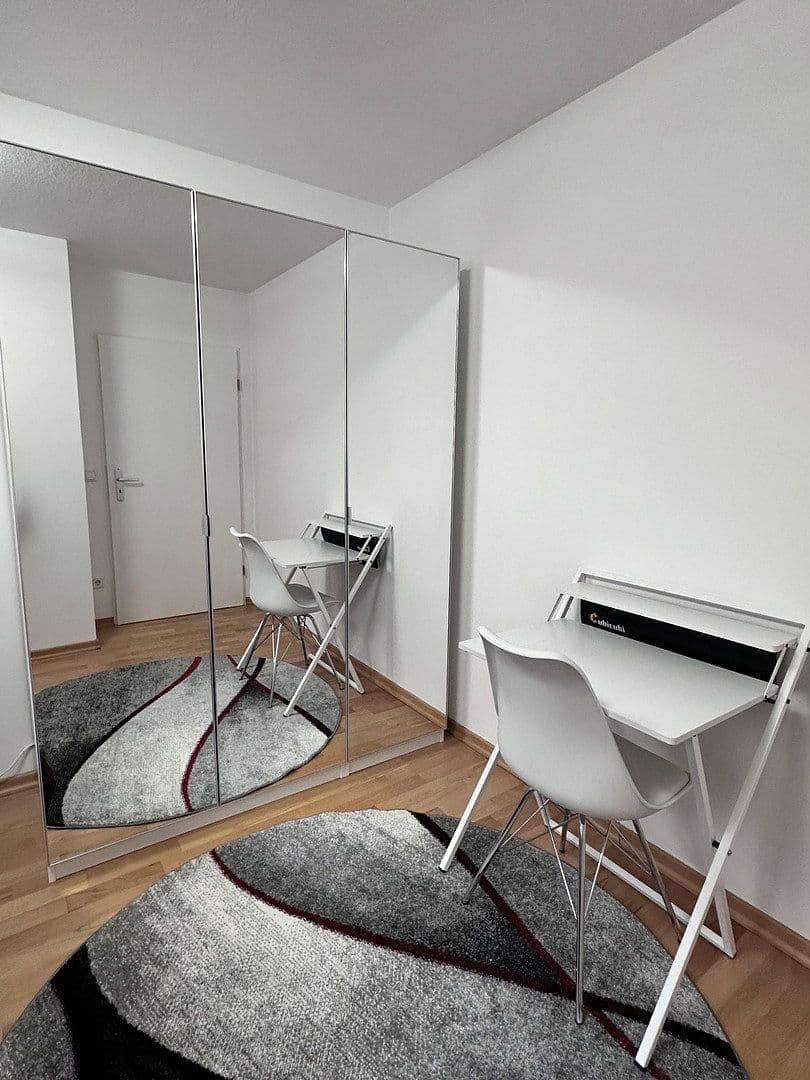 Prenájom bytu 3-izbový 73 m², München, Bavorsko Prenájom bytu 3-izbový 73 m², München, Bavorsko