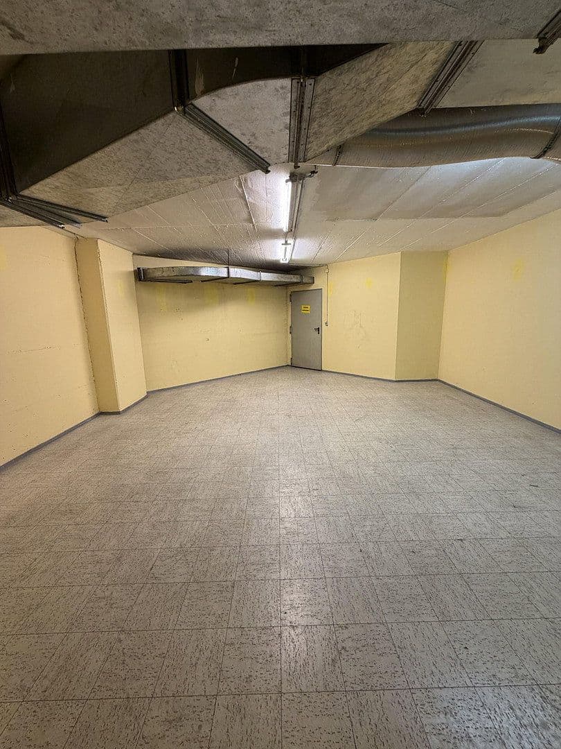 Prenájom nebytového priestoru 55 m², München, Bavorsko Prenájom nebytového priestoru 55 m², München, Bavorsko