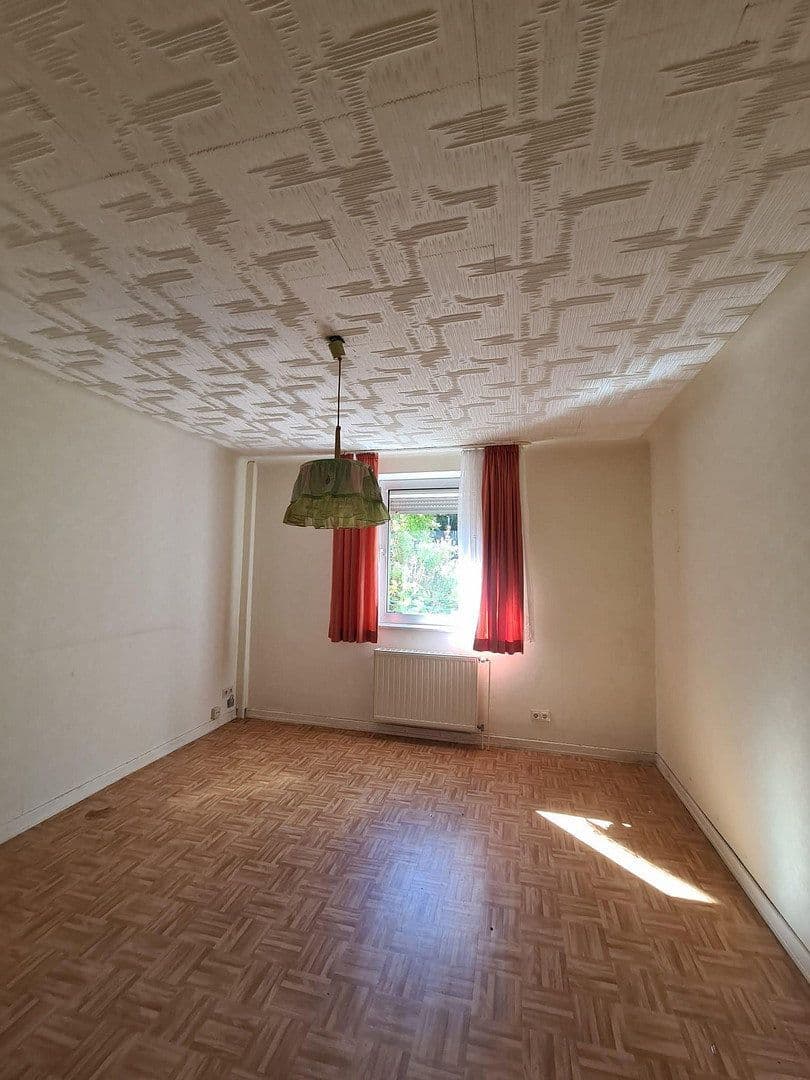 Predaj domu 132 m², pozemok 241 m², Moselschachtstraße 3, Neunkirchen, Sársko Predaj domu 132 m², pozemok 241 m², Moselschachtstraße 3, Neunkirchen, Sársko