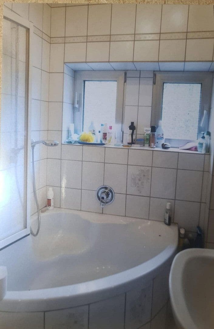 Predaj domu 132 m², pozemok 241 m², Moselschachtstraße 3, Neunkirchen, Sársko Predaj domu 132 m², pozemok 241 m², Moselschachtstraße 3, Neunkirchen, Sársko