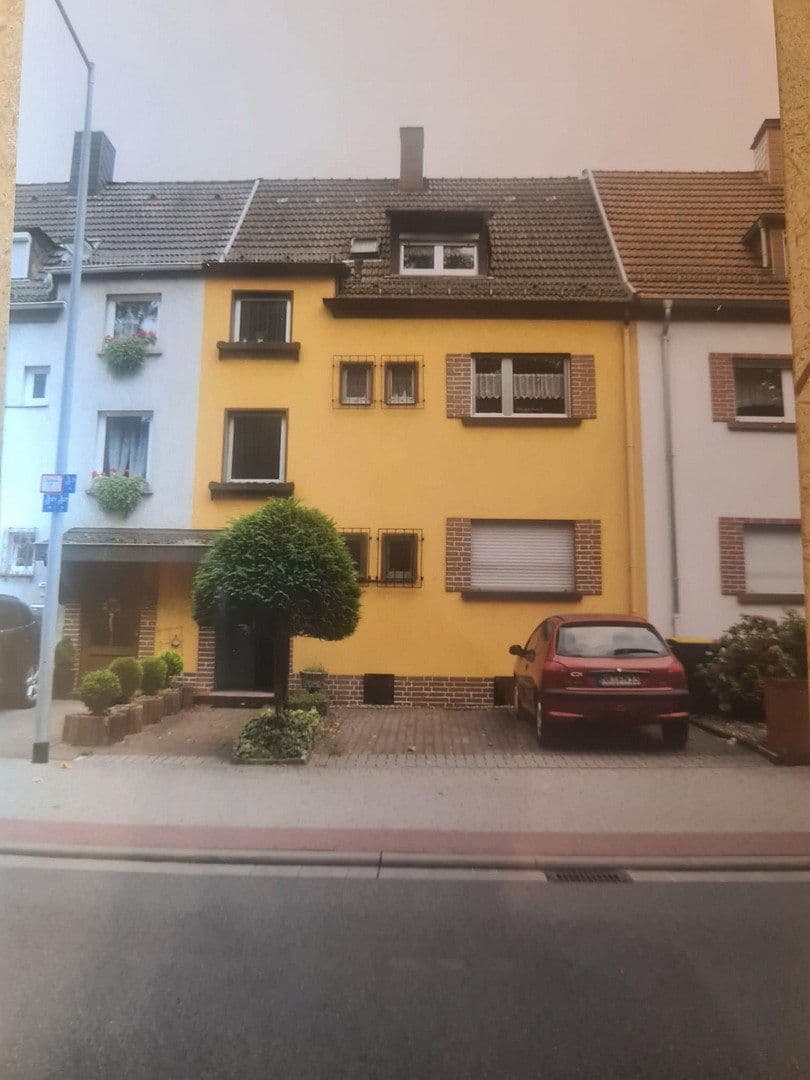 Predaj domu 132 m², pozemok 241 m², Moselschachtstraße 3, Neunkirchen, Sársko Predaj domu 132 m², pozemok 241 m², Moselschachtstraße 3, Neunkirchen, Sársko