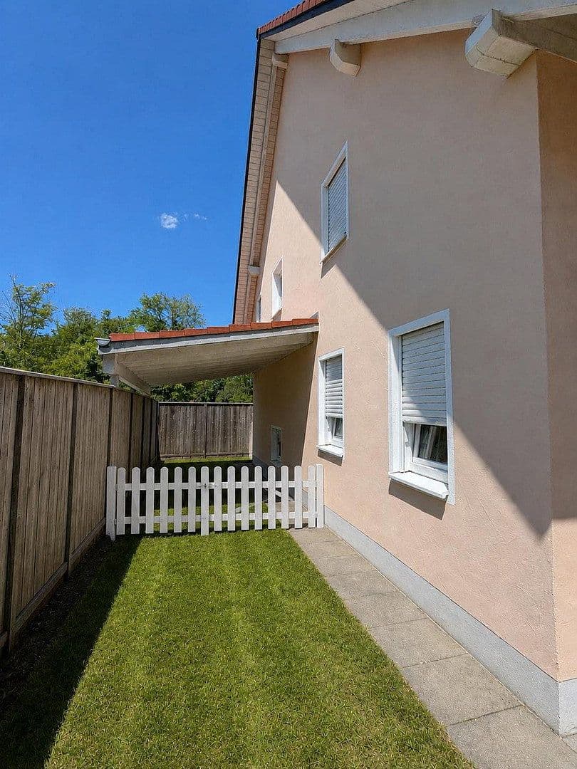 Predaj domu 113 m², pozemok 318 m², Scheuring, Bavorsko Predaj domu 113 m², pozemok 318 m², Scheuring, Bavorsko