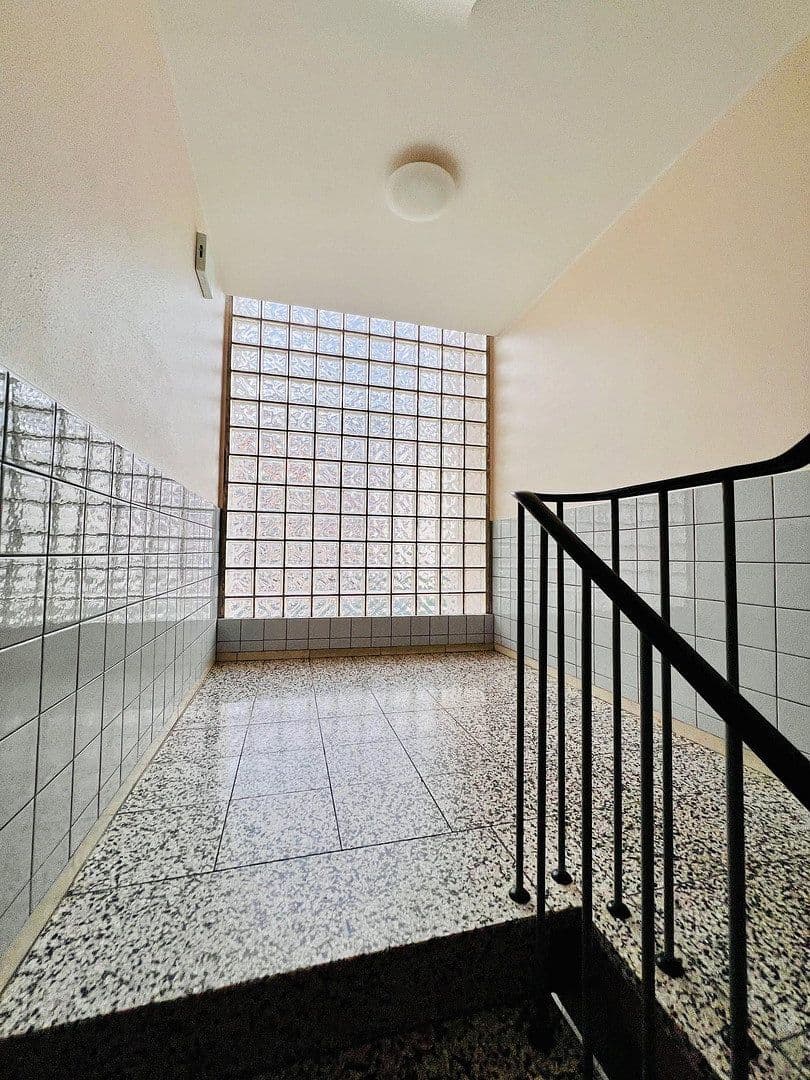 Prenájom bytu 3-izbový 77 m², Kerpen, Severné Porýnie - Westfálsko Prenájom bytu 3-izbový 77 m², Kerpen, Severné Porýnie - Westfálsko